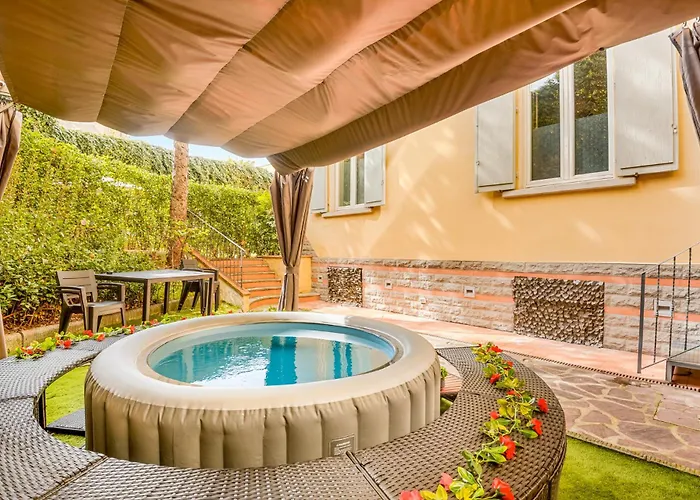 Aurora Garden Lodging - Rooms & Apartment Firenze