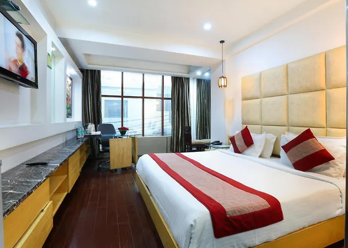 Airport Hotel Grand