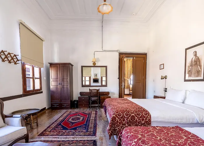 Atelya Art Hotel