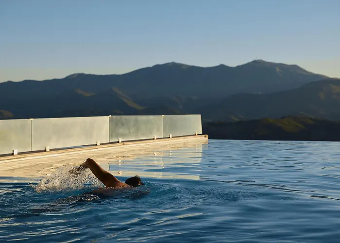 Aura Relais