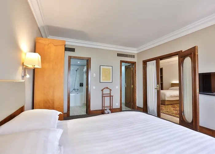 Portemilio Hotel & Resort