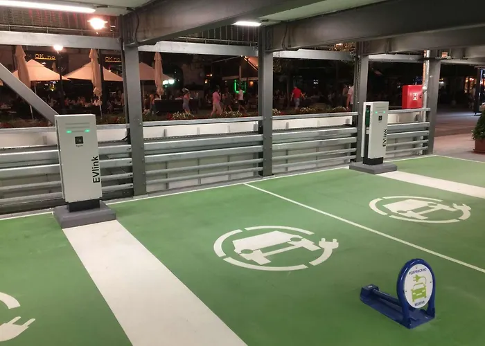 Selection Rooms