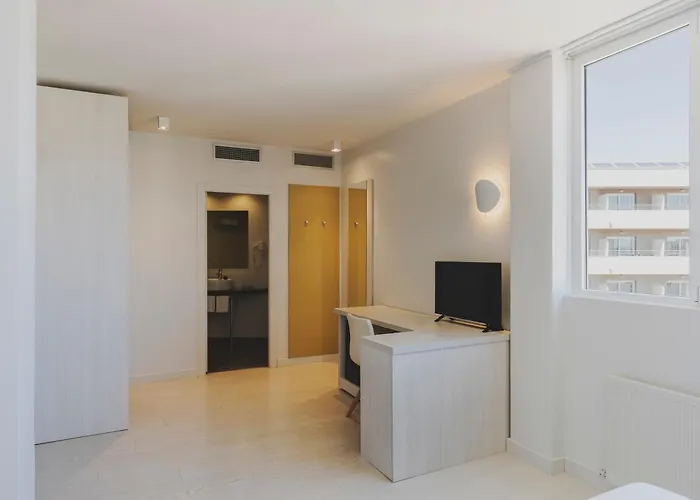 Hotel Mediterraneo