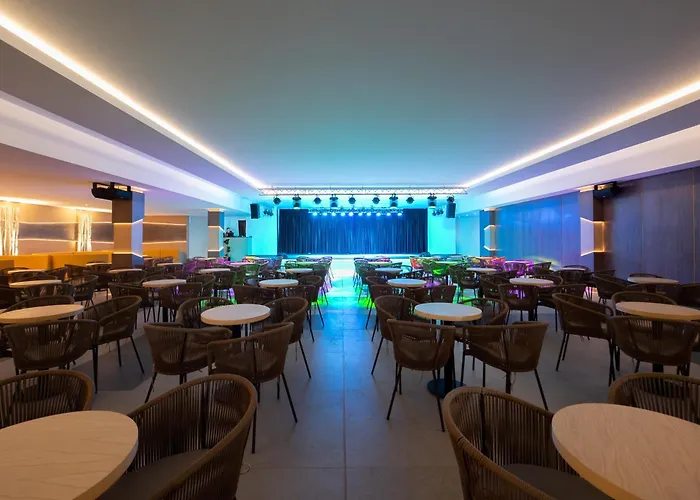 Hotel Club Cala Romani Calas de Mallorca