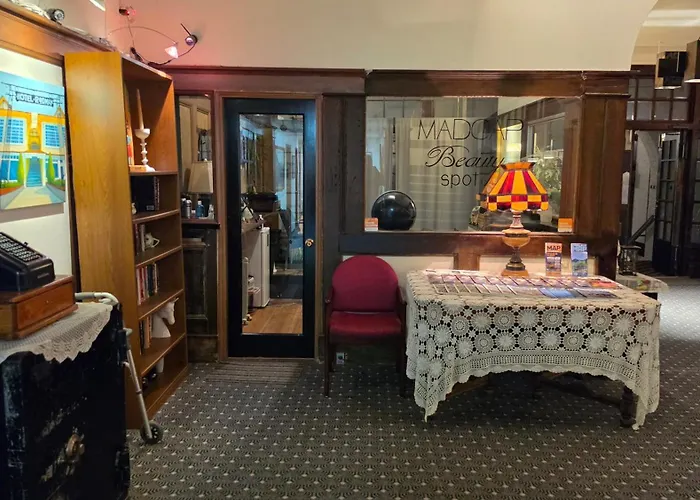 Rodmay Hotel