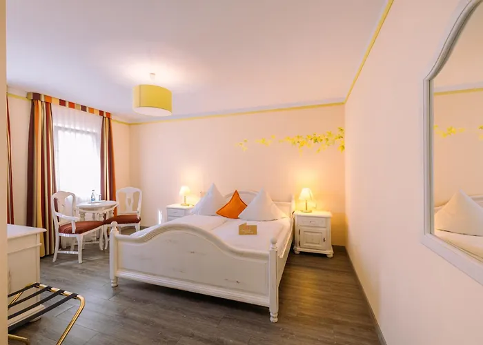 Hotel Speeter Weisenheim am Berg