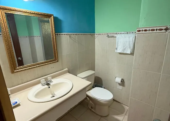 Canal Inn Panama