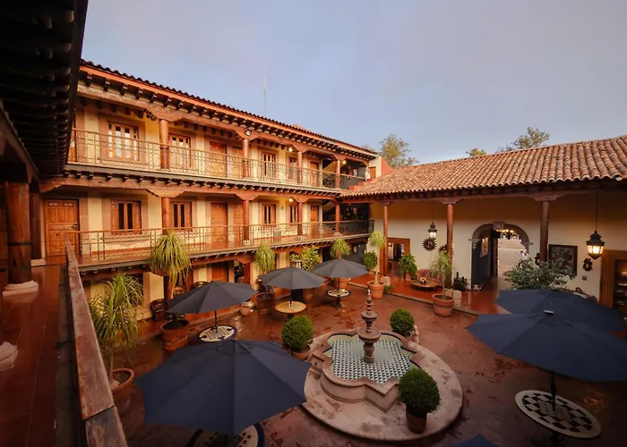 Hotel La Parroquia Patzcuaro