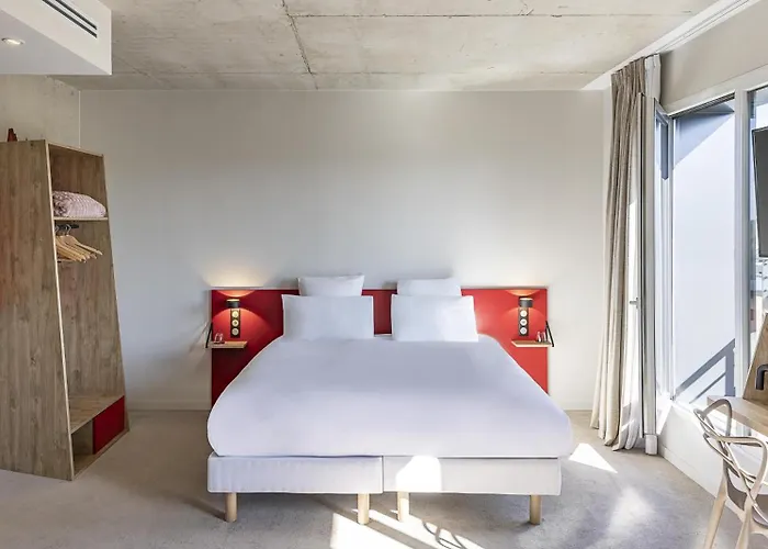 Best Western 11Bauer Paris Saint-Ouen