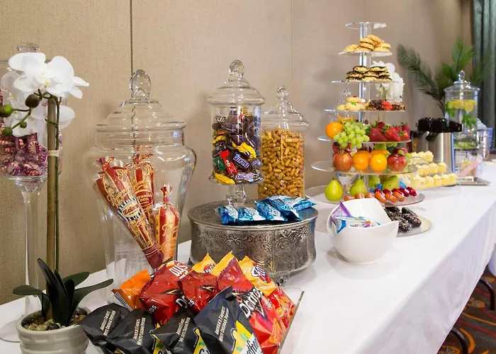 Ramada Plaza By Wyndham Orlando Resort & Suites Intl Drive - Newly Renovated!