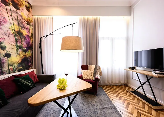 Arts Apartments City Center