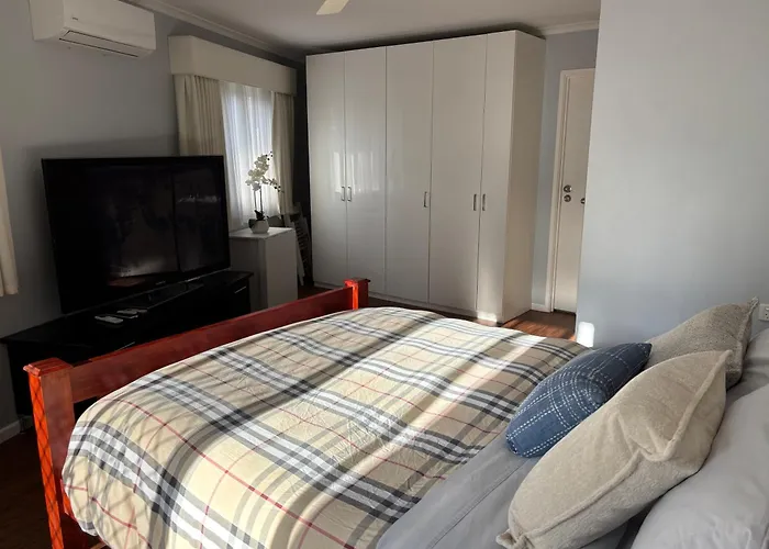Guest Ensuite Room With Private Entrance
