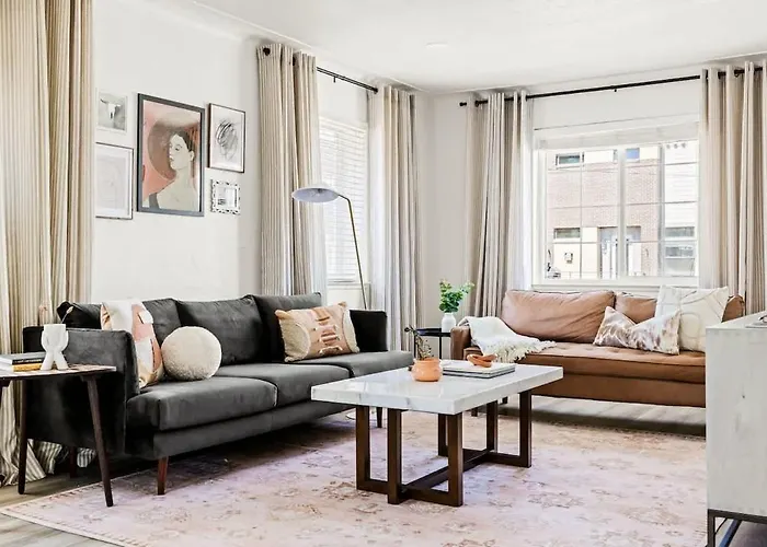 Modern Comfort - King Beds - Walk To Sloans Lake