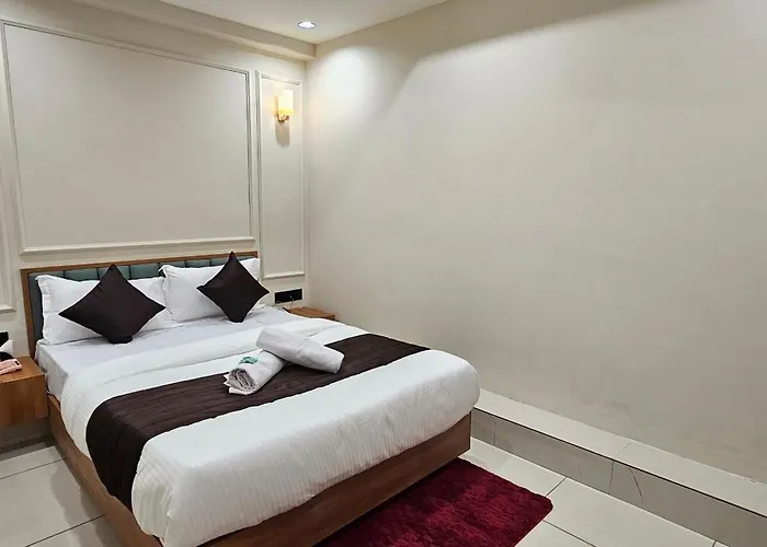 Hotel Deluxe Inn