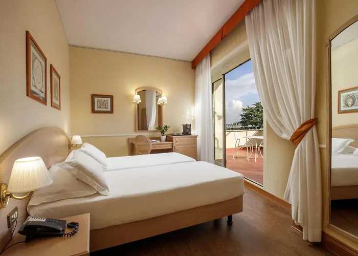 Hotel Santa Costanza By Omnia Hotels Roma