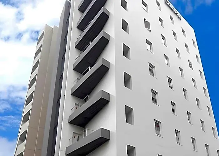 Vessel Inn Hiroshima Ekimae