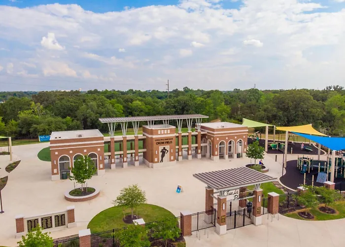 Voco College Station Aggieland By Ihg Hotel