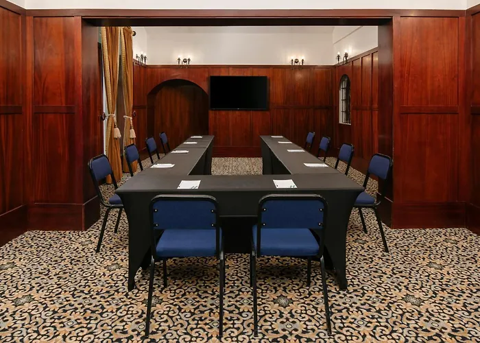 Holiday Inn - Johannesburg Sunnyside Park By Ihg