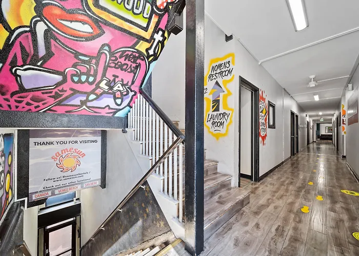 Samesun Hollywood Hotel & Hostel