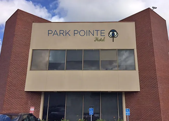 Park Pointe Hotel