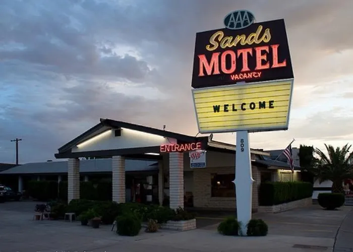 Las Vegas Motels Near Boulder City Municipal Airport (BLD)