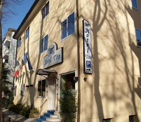 Hotel Tito Mestre