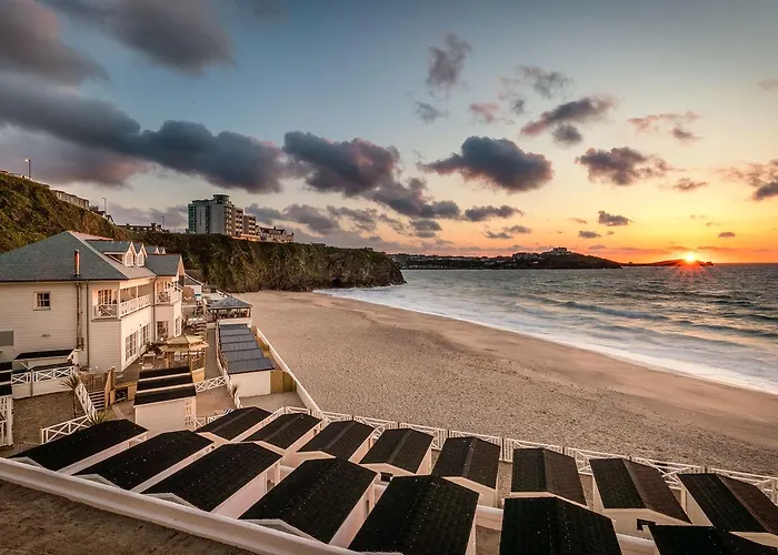 Tolcarne Beach Colonial Restaurant And Rooms Newquay 