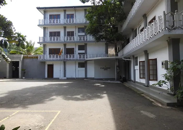 Paradise Inn