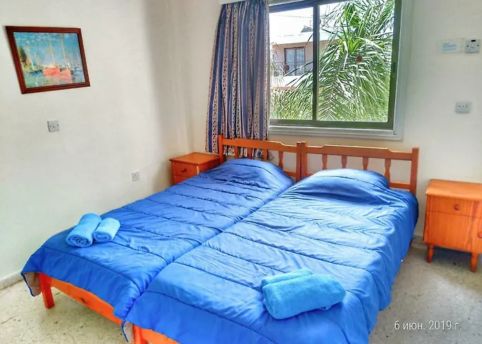 Constantaras Apartments