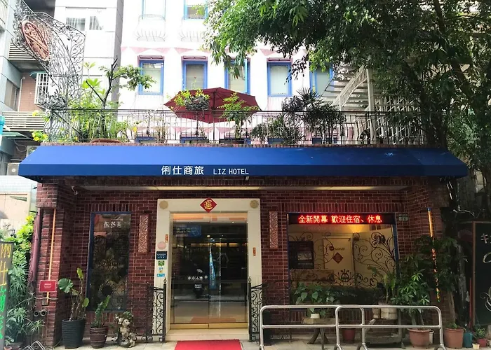 Liz Hotel