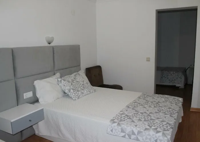 Alojamento Local Santa Cruz