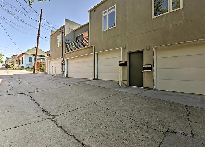 Lohi Apartment W/ Patio: 1 Mi To Downtown Denver!