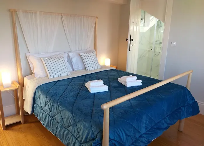 Queen'S Garden Hostel